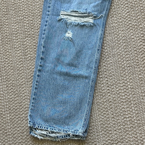 Distressed Blue Jeans - Picture 4 of 11